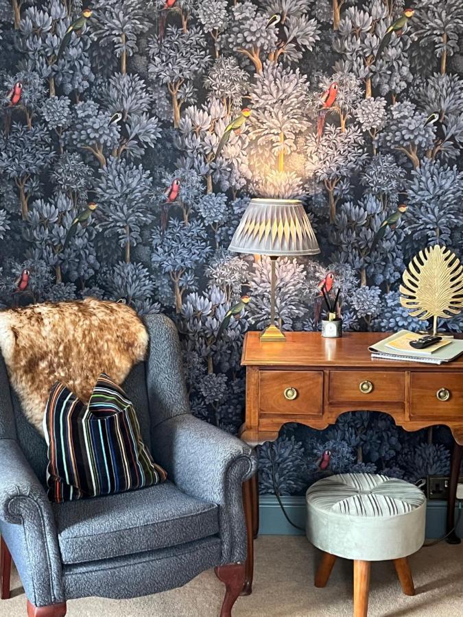 Burleigh Court Hotel Страуд Экстерьер фото